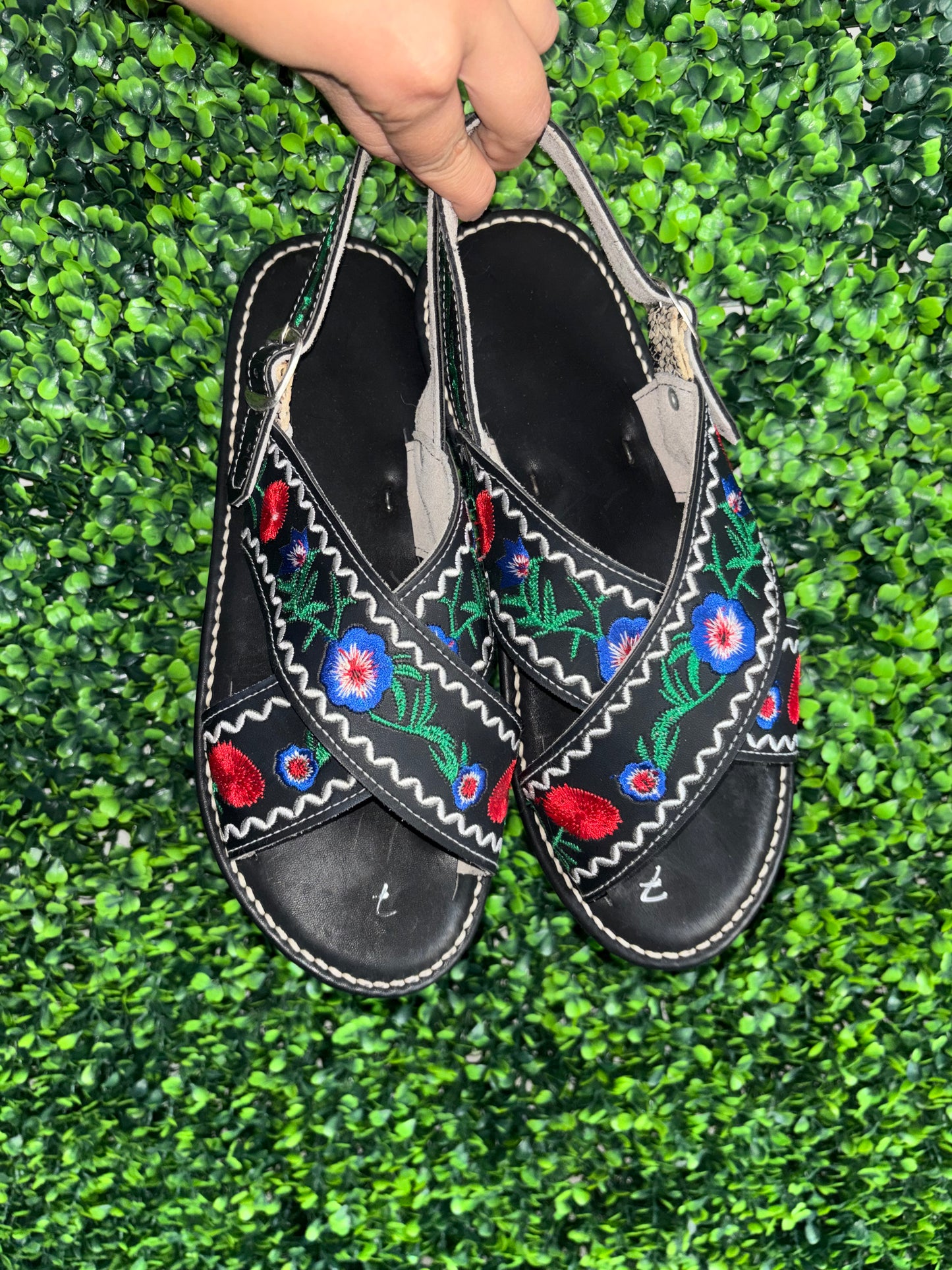 Huarache Cruzado Floreado