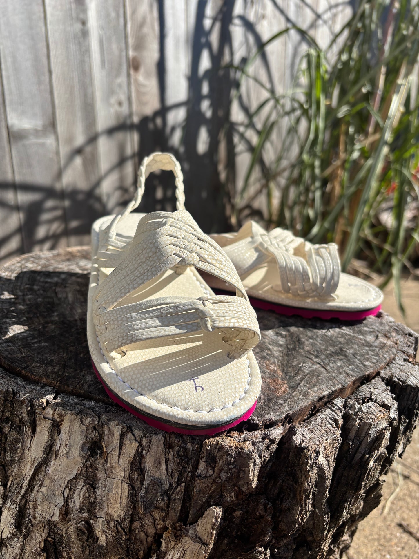 Huarache Araña Blanco Suela Rosa