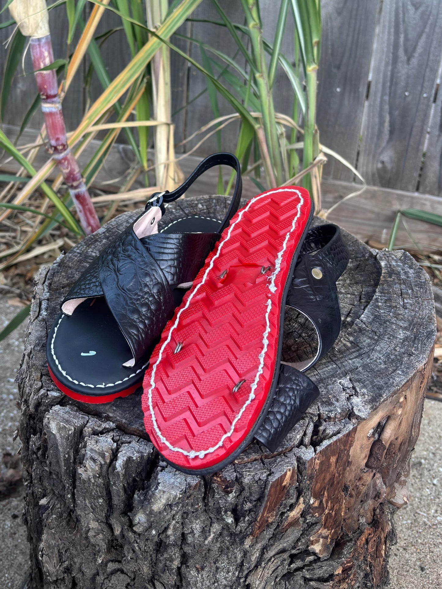 Huarache Cruzado Suela Roja