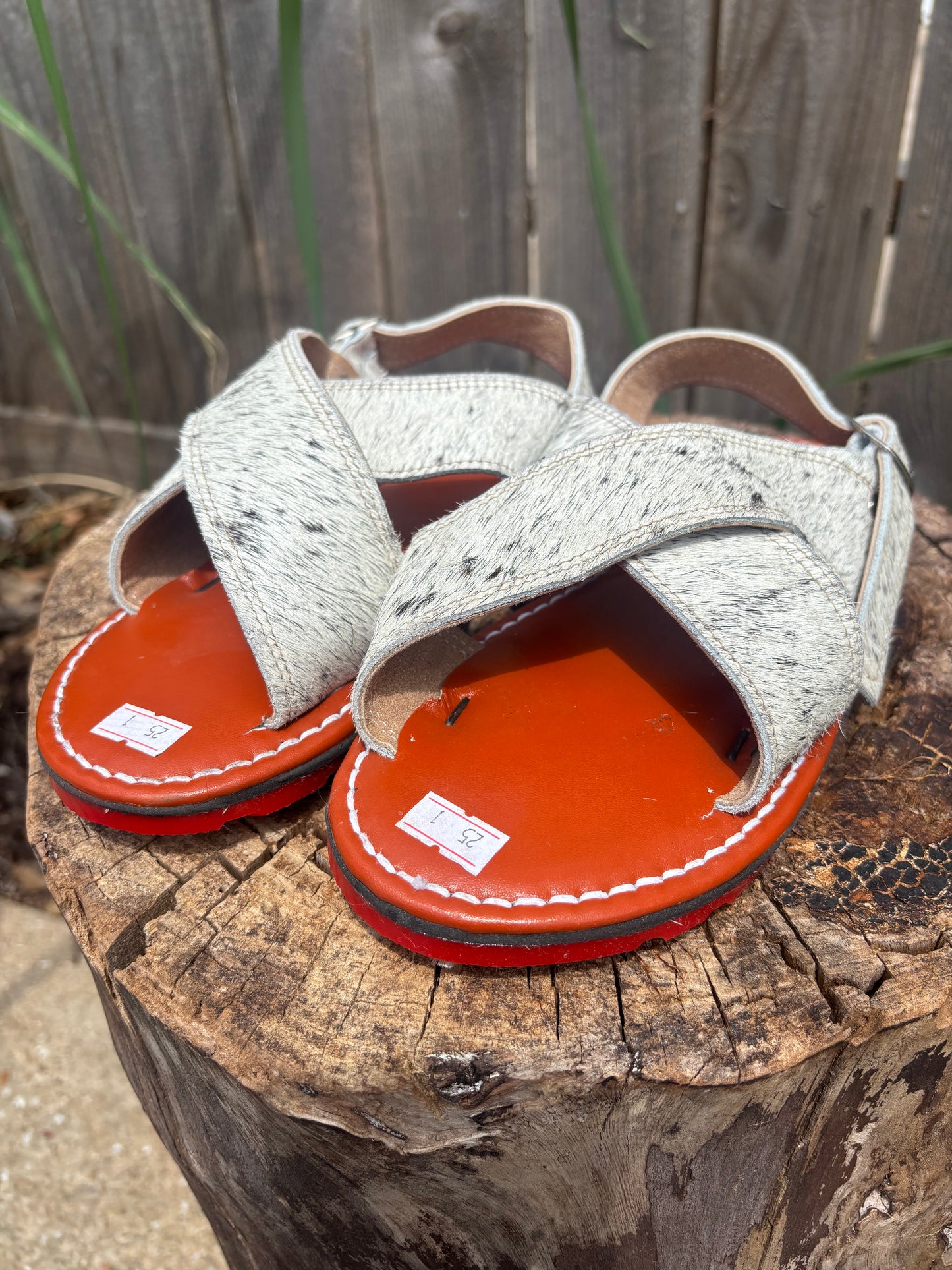 Huarache Cruzado Pelo de Res Suela Roja