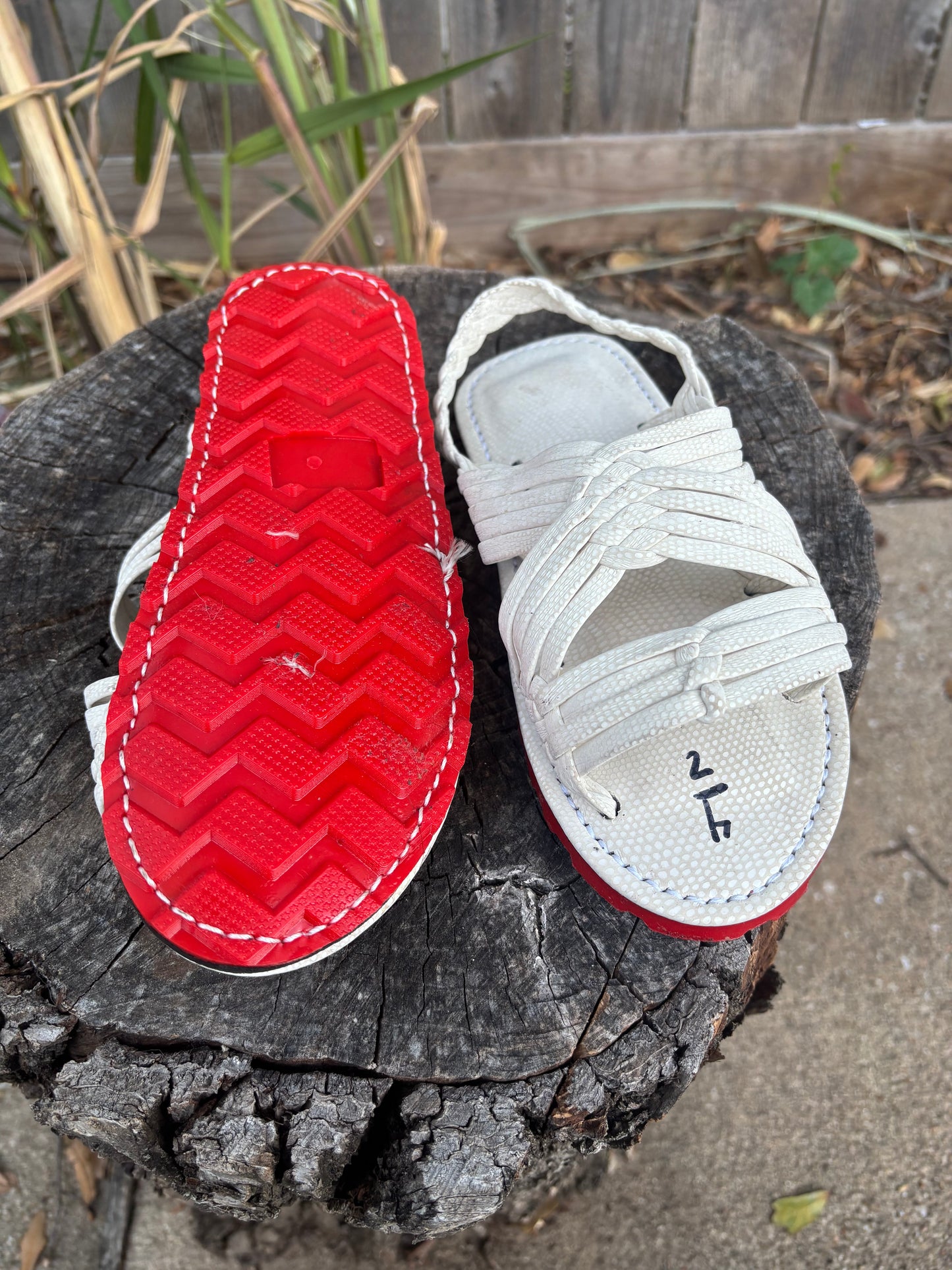 Huaraches de Araña Suela Roja