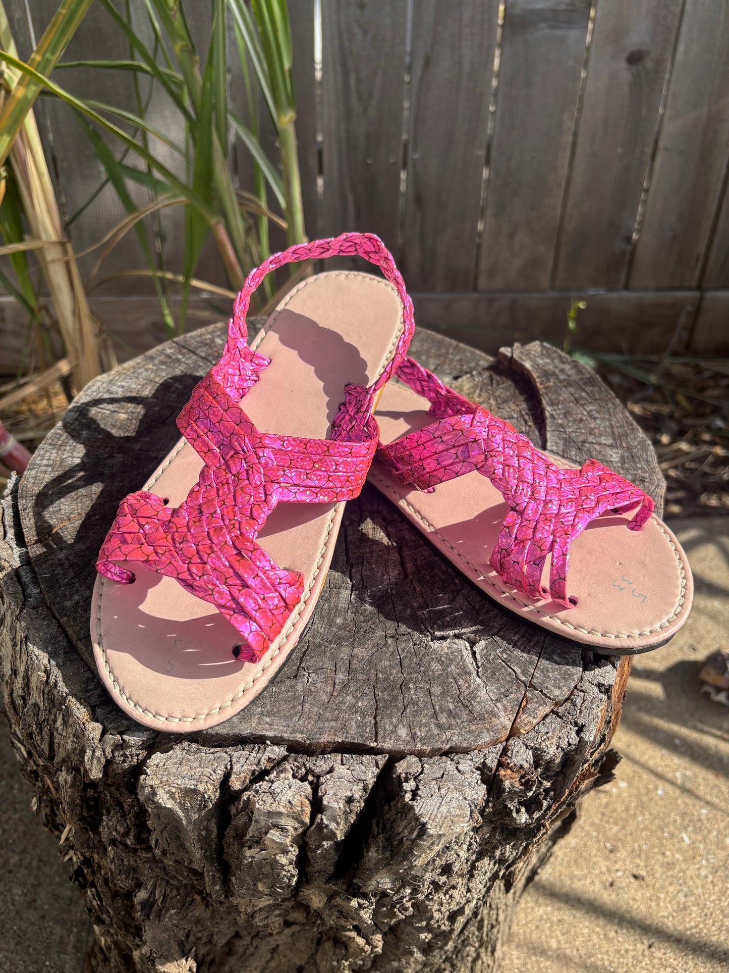 Huarache de Araña Fushia