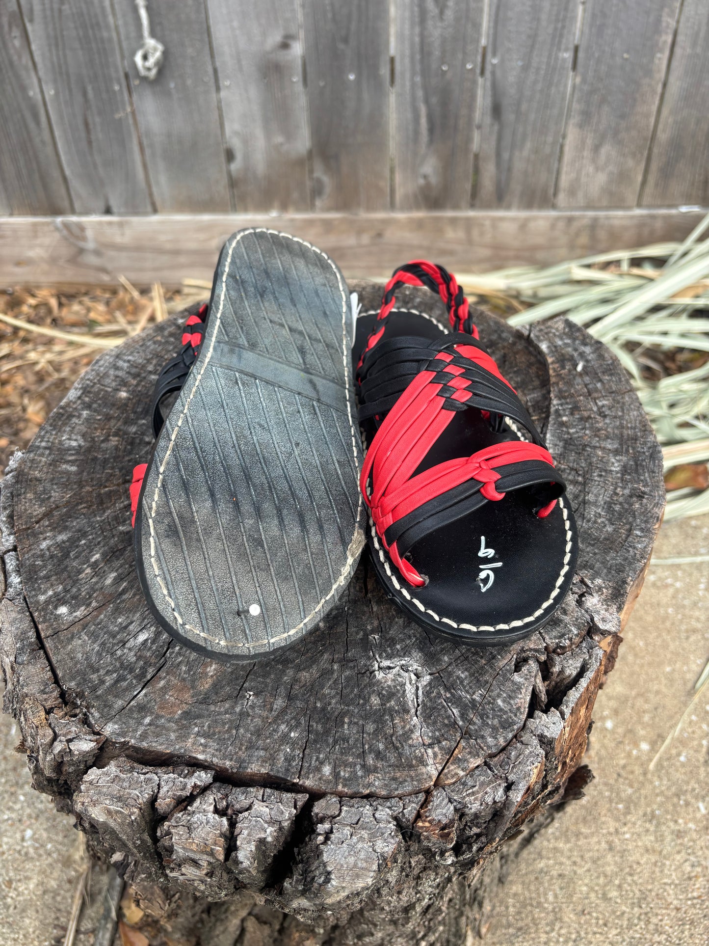 Huarache de Araña Rojo y Negro