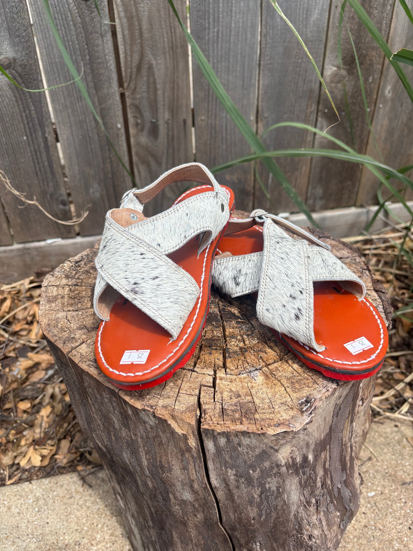 Huarache Cruzado Pelo de Res Suela Roja