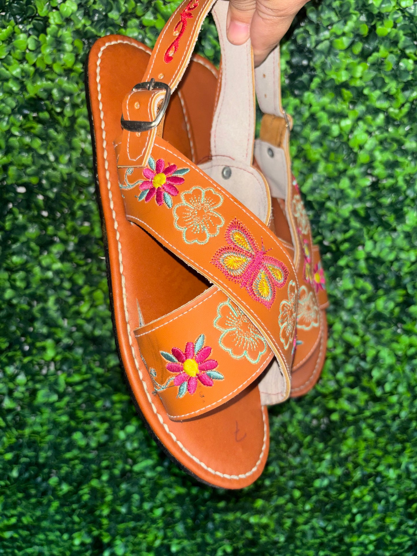 Huarache Cruzado Mariposas