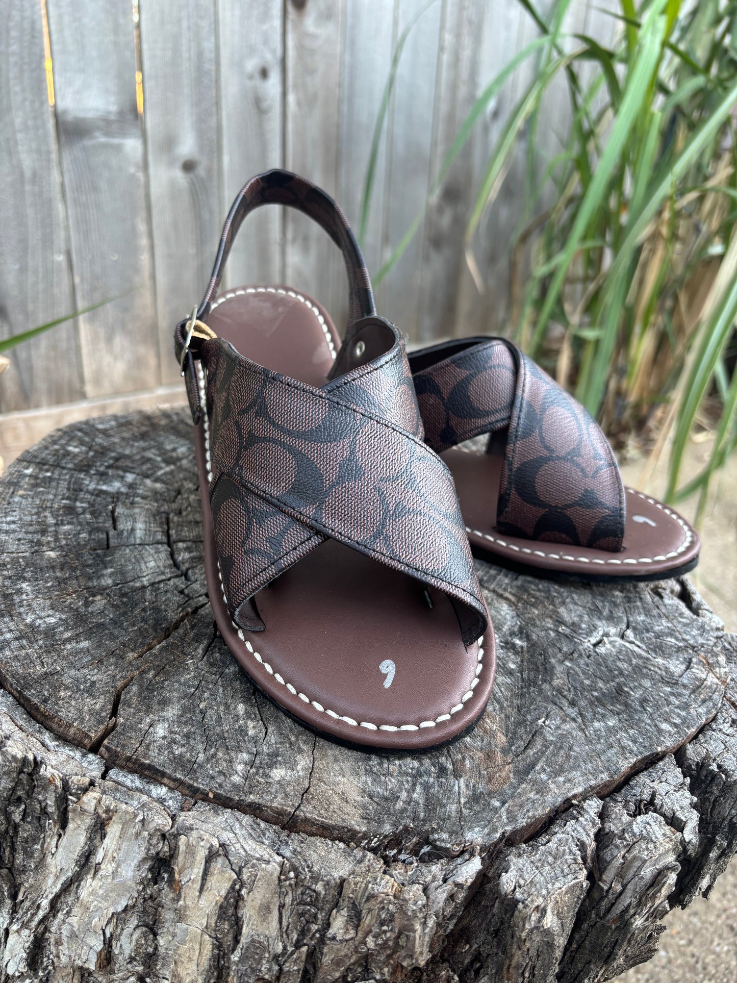 Huaraches Cruzados Cafe CC