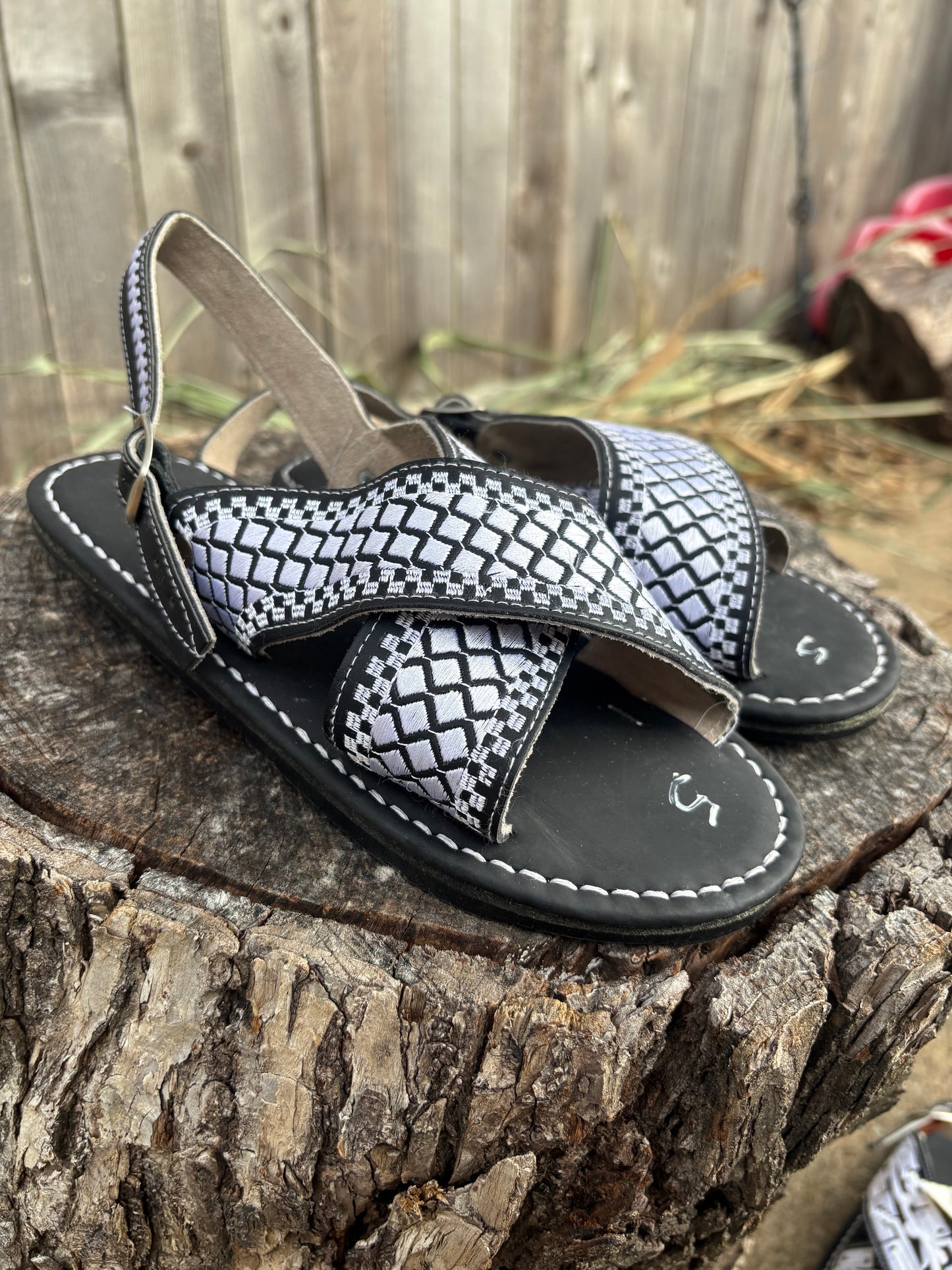 Huarache Cruzado Piteado Negro