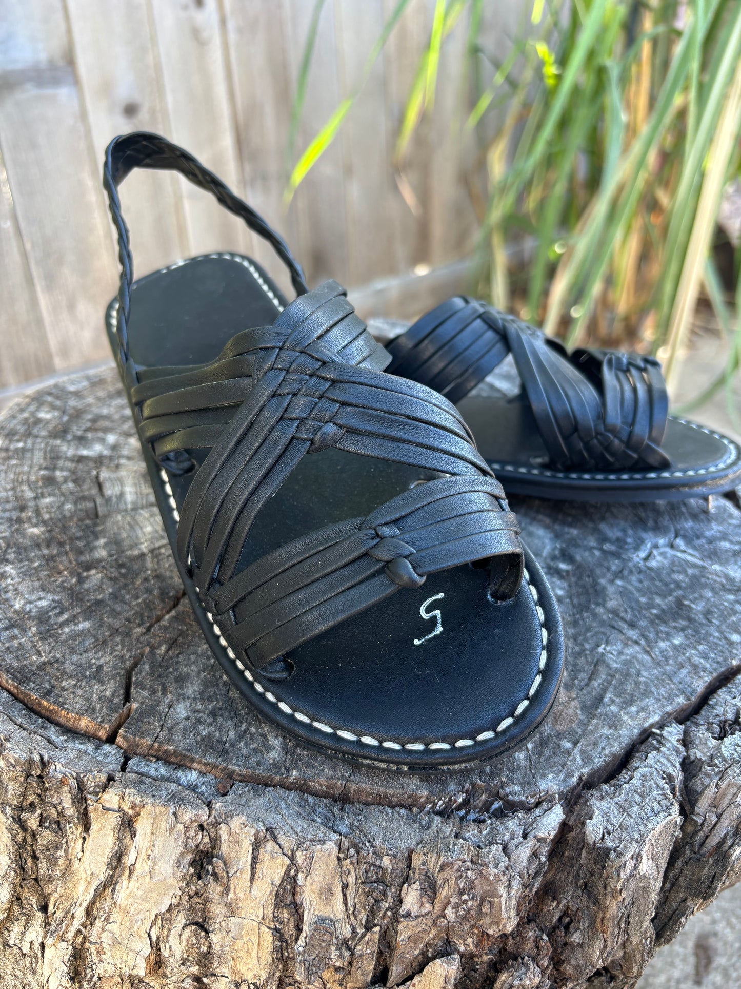 Huarache de Araña Negro Liso