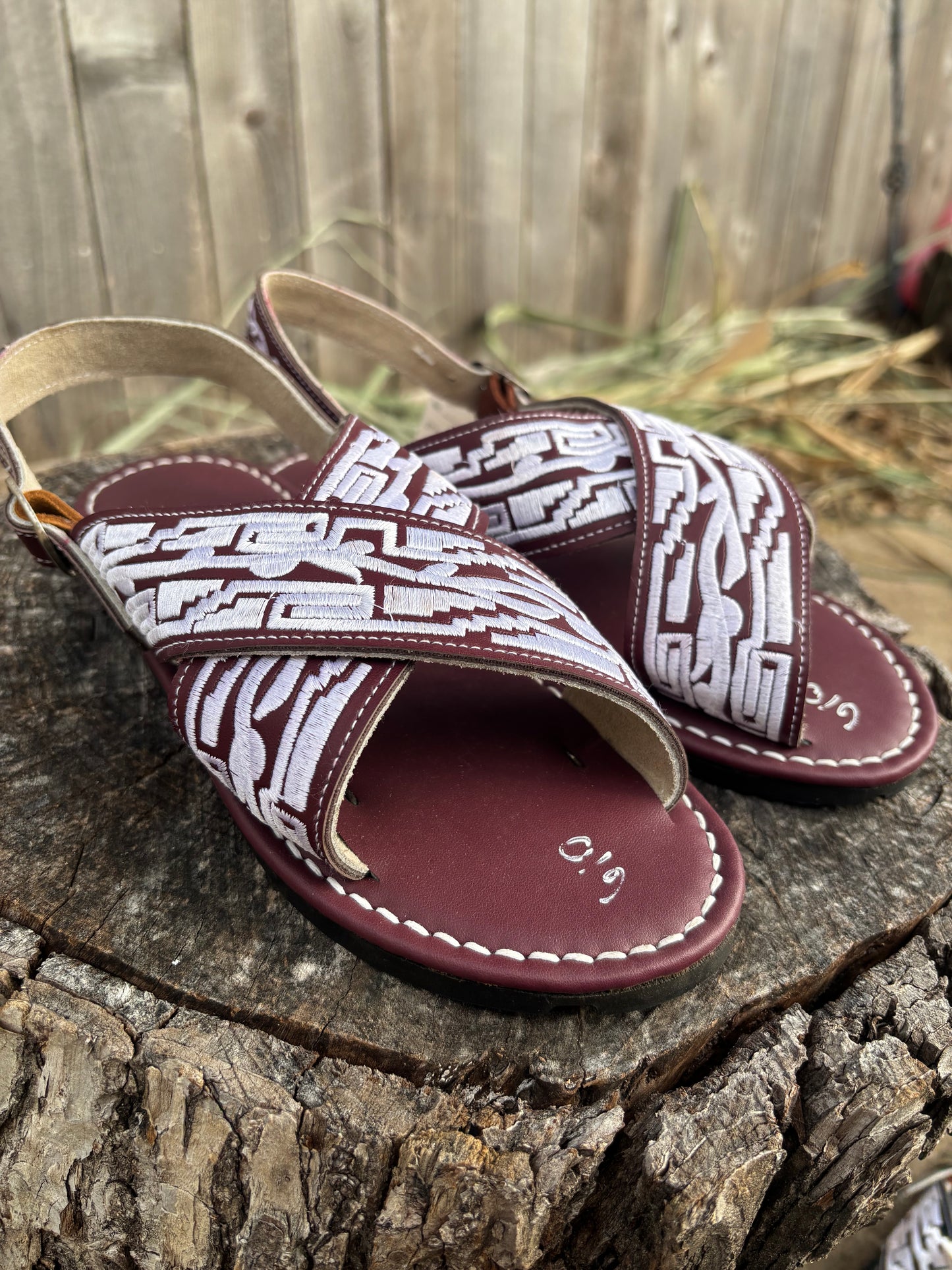 Huarache Cruzado Azteca Vino