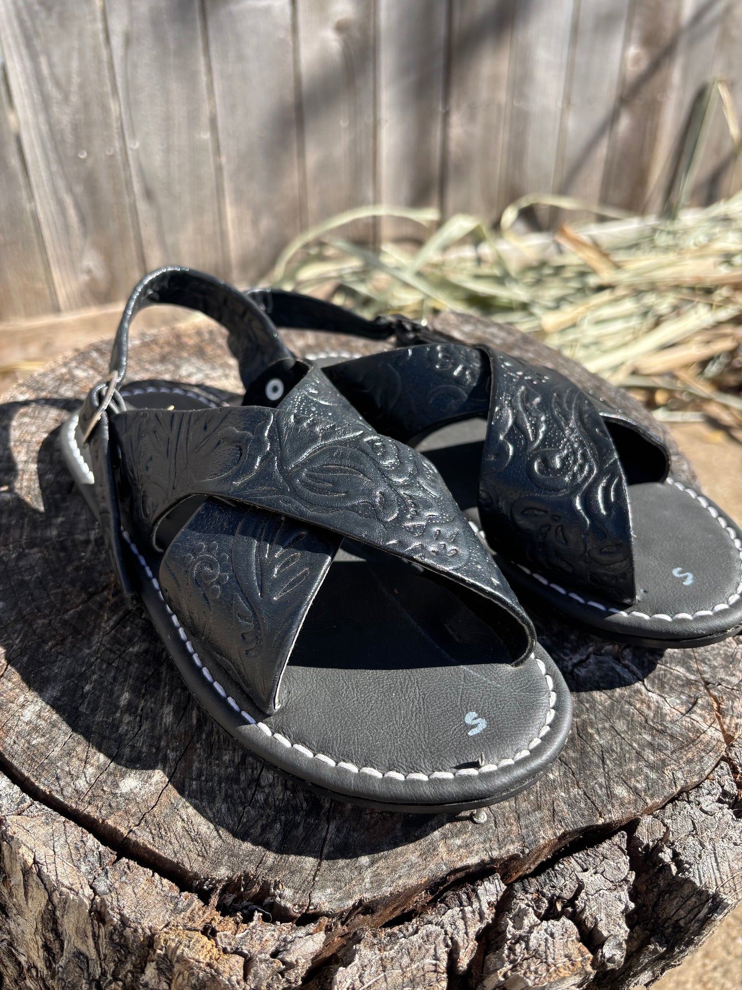 Huarache Cruzado Flores Negro