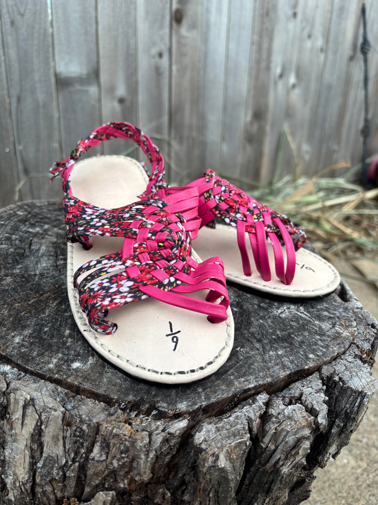 Huarache de Araña Floral Fuchsia