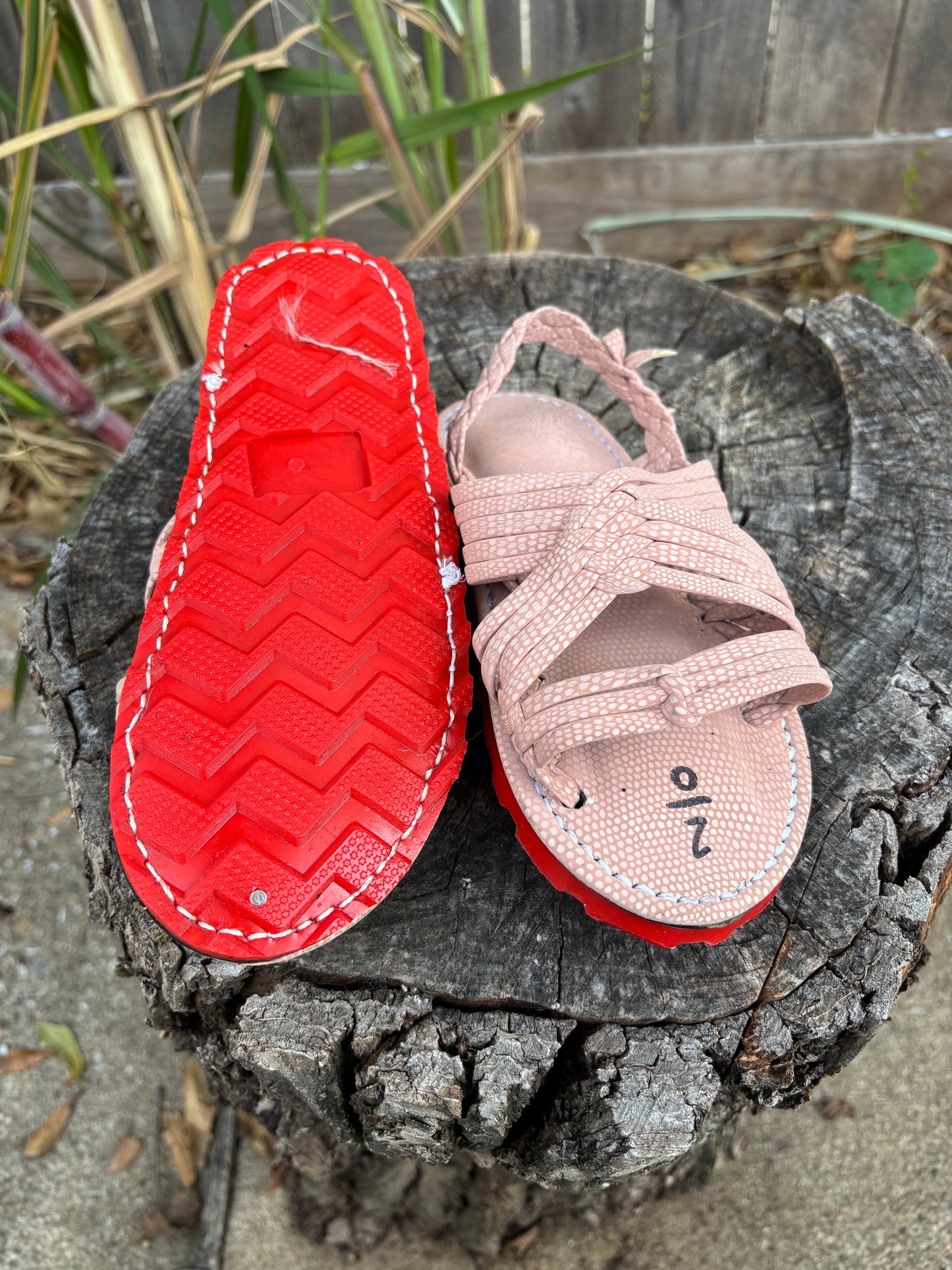 Huarache de Araña Rosa Suela Roja