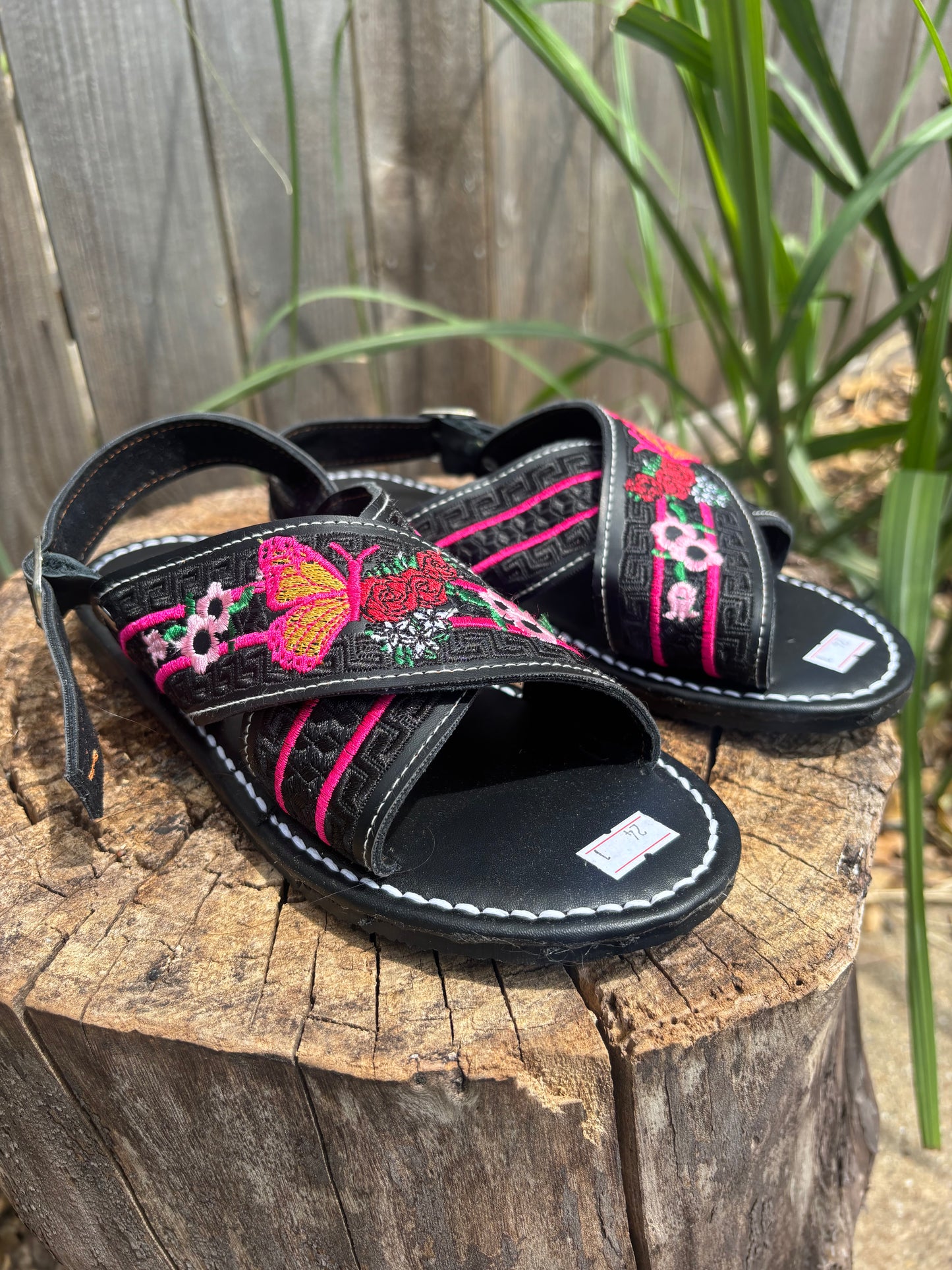 Huarache Cruzado Mariposas