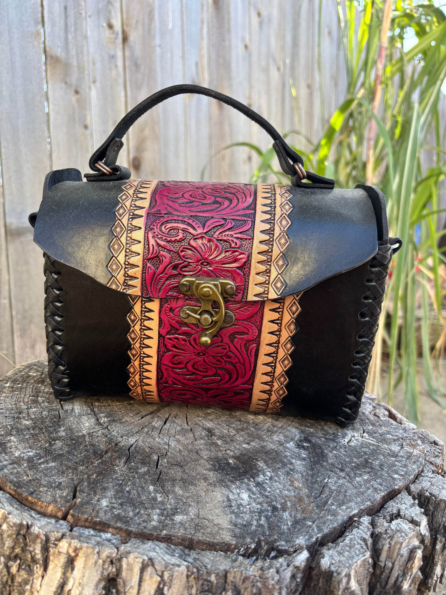 Bolsa Cincela de Piel Negro y rosa
