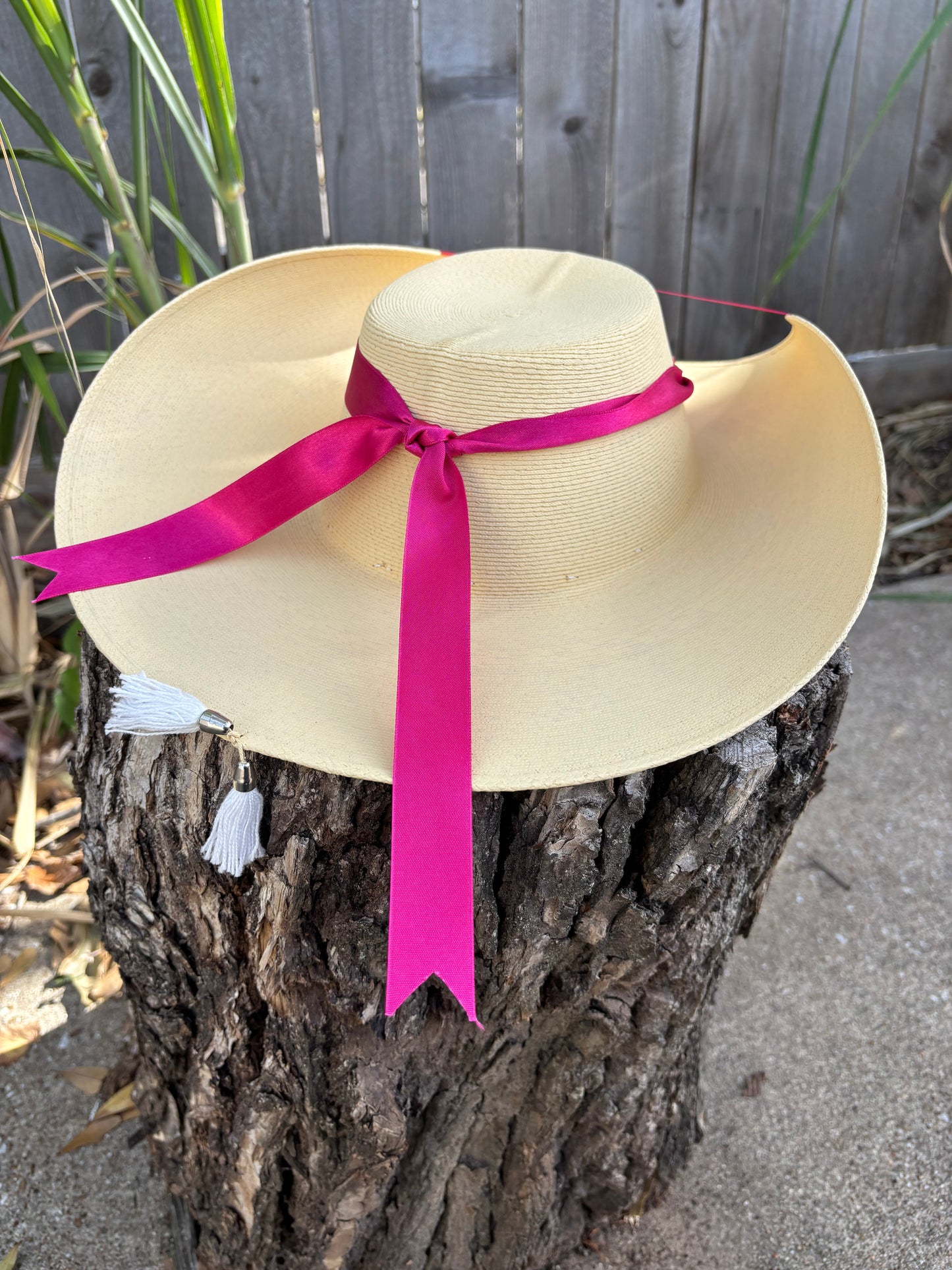 Sombrero Calentano Hecho a Maquina  Rosa