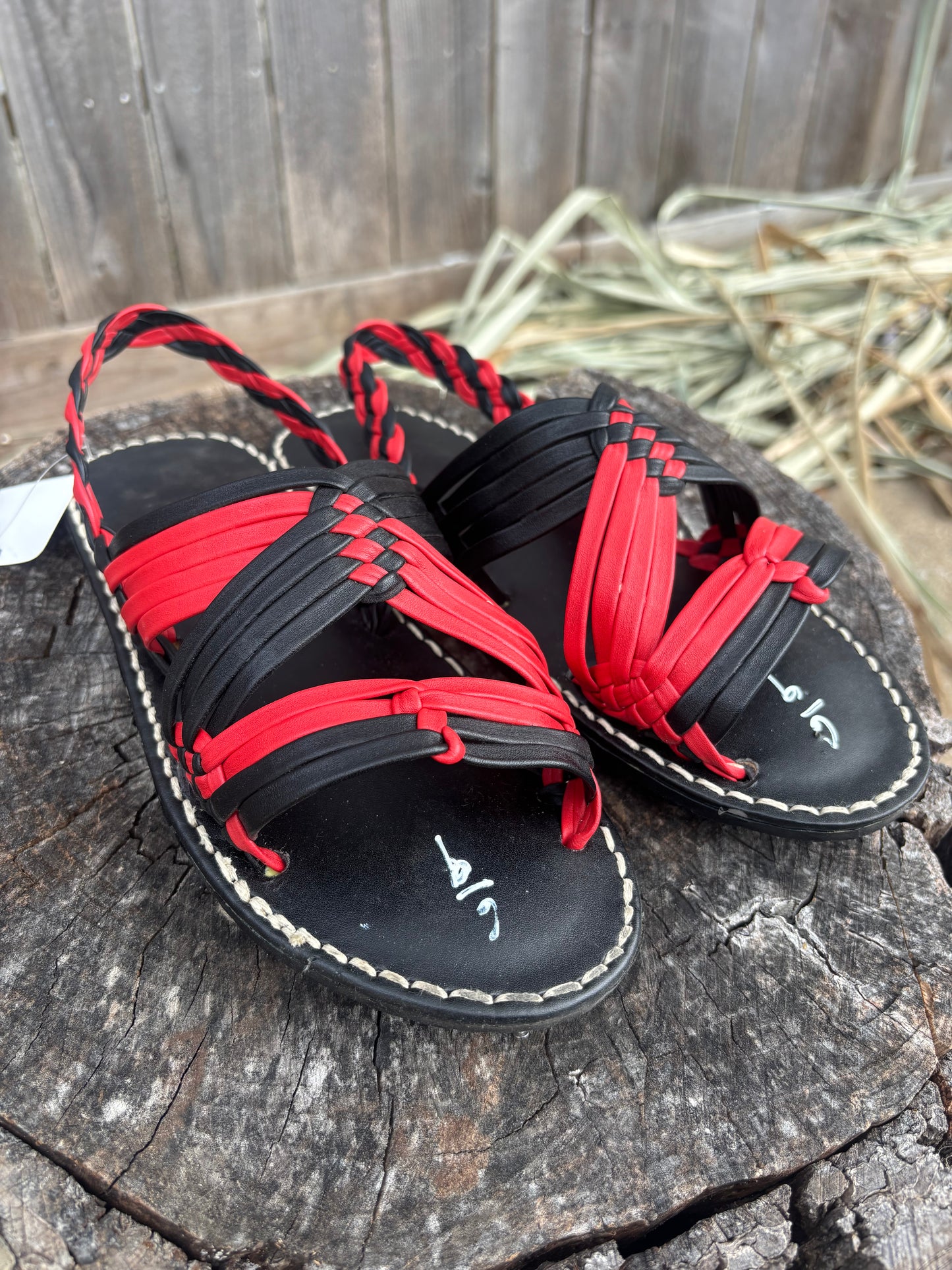 Huarache de Araña Rojo y Negro