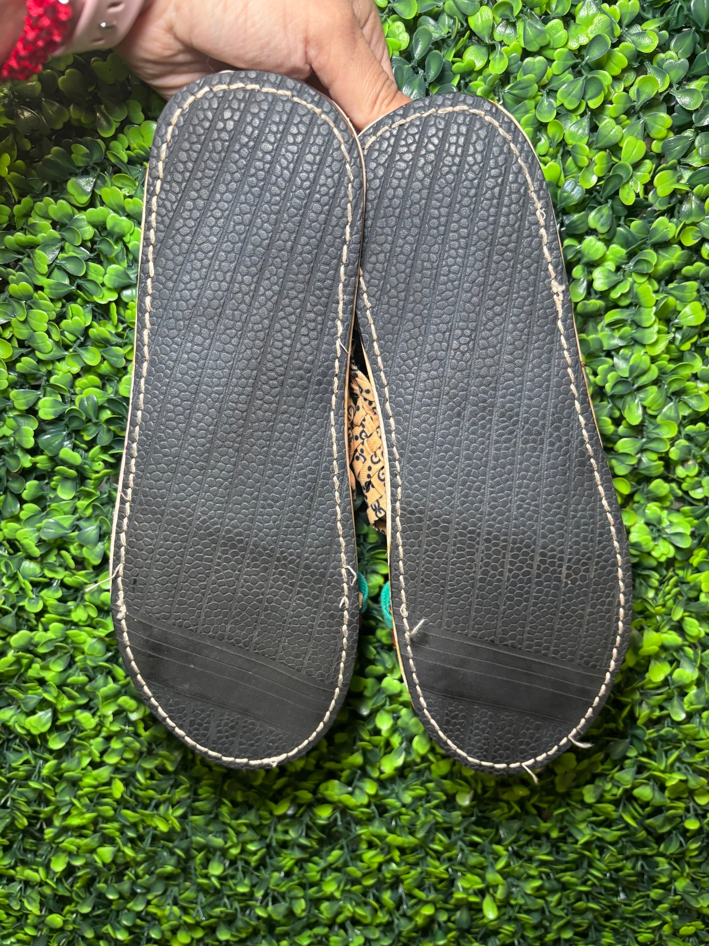 Huarache de Araña GG khaki planta blanca