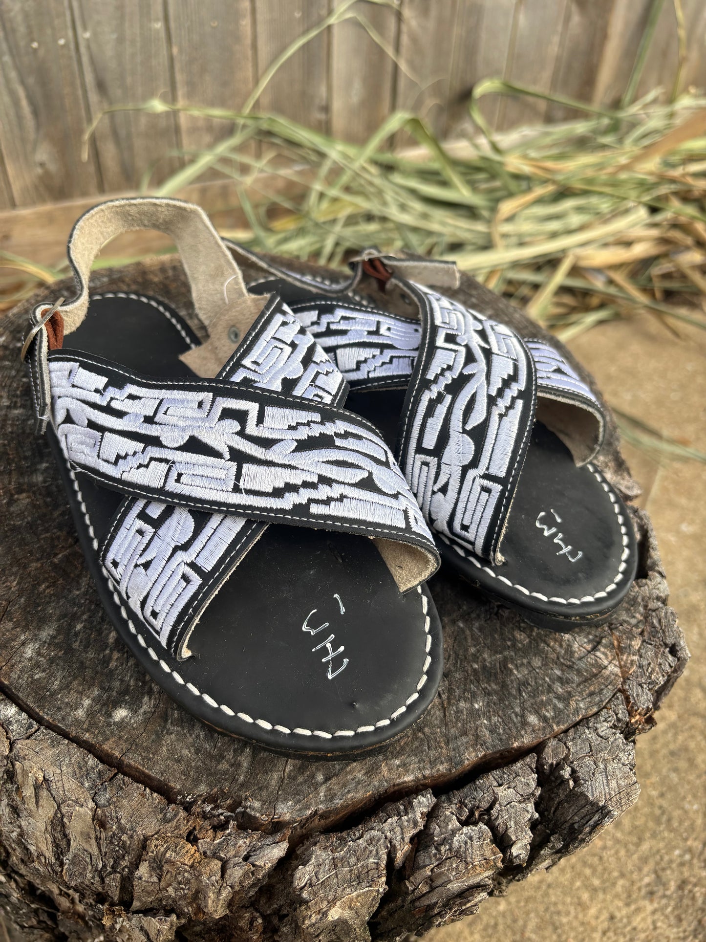 Huarache Cruzado Azteca Negro