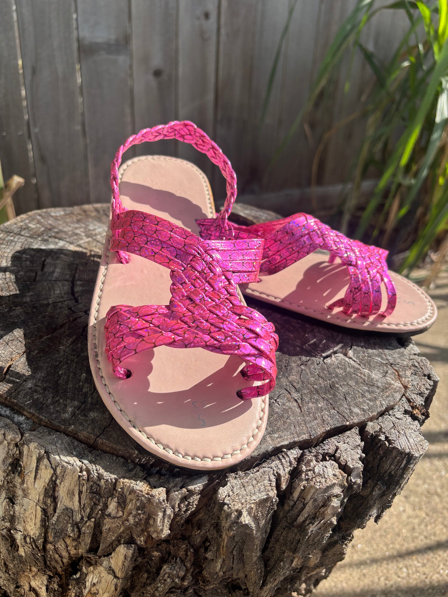 Huarache de Araña Fushia