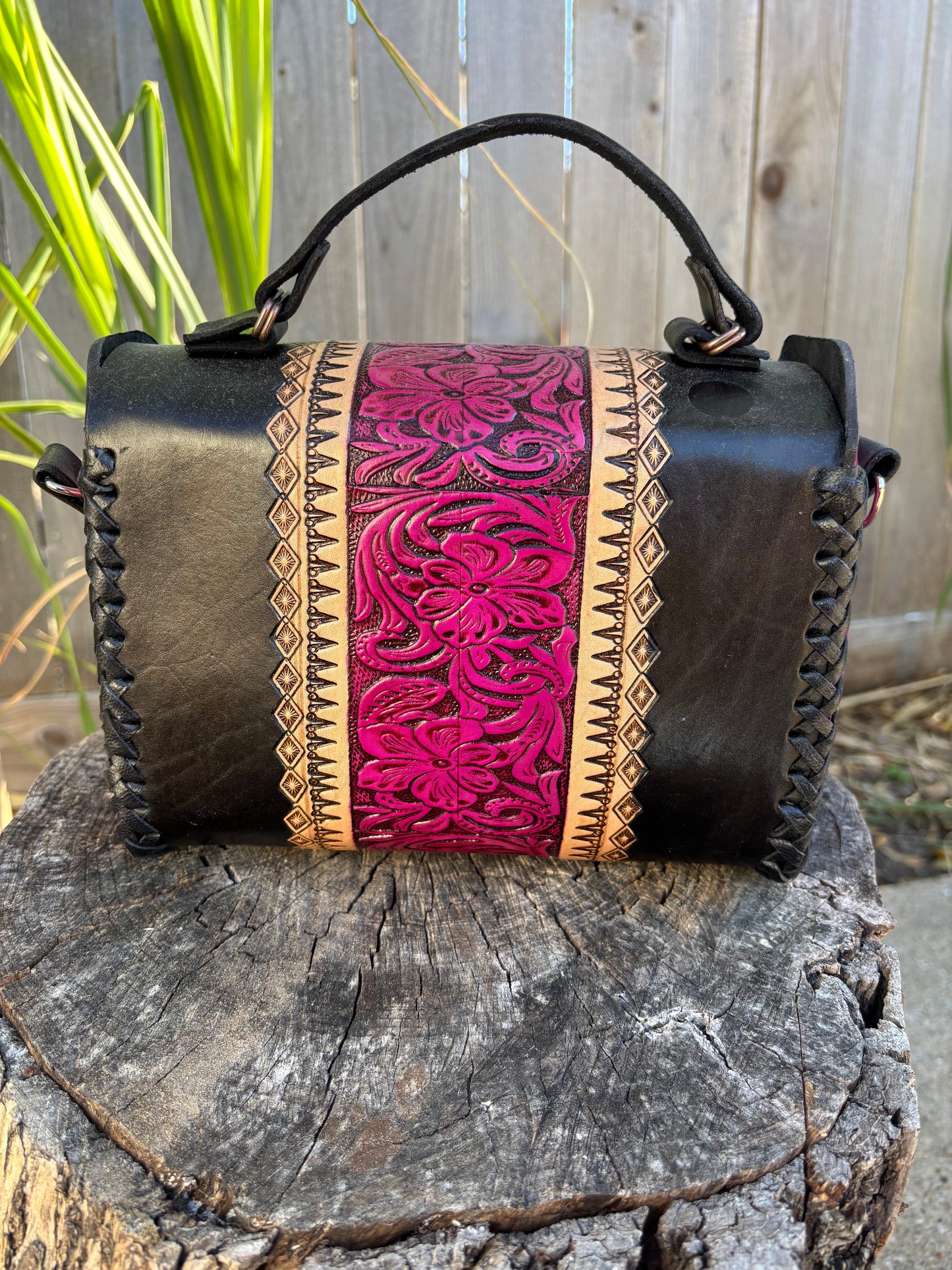 Bolsa Cincela de Piel Negro y rosa