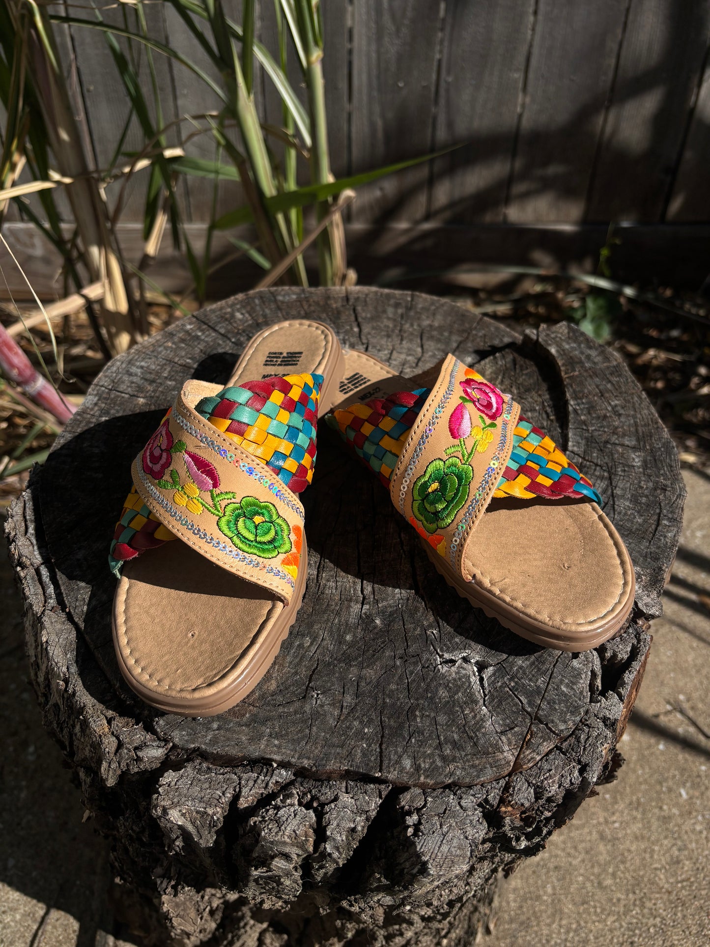 Sandalias Floral Cafe