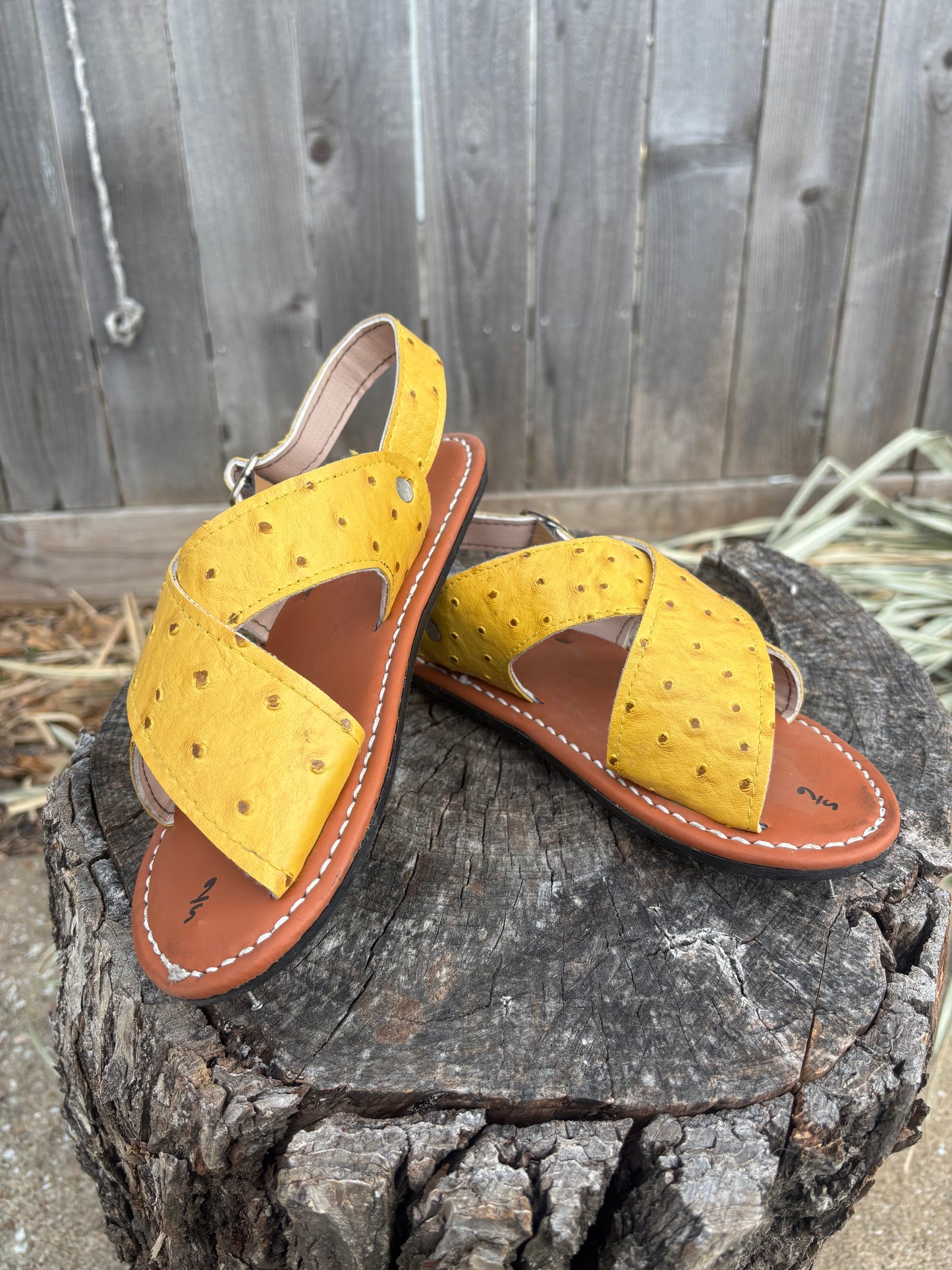 Huarache Cruzado Mostaza